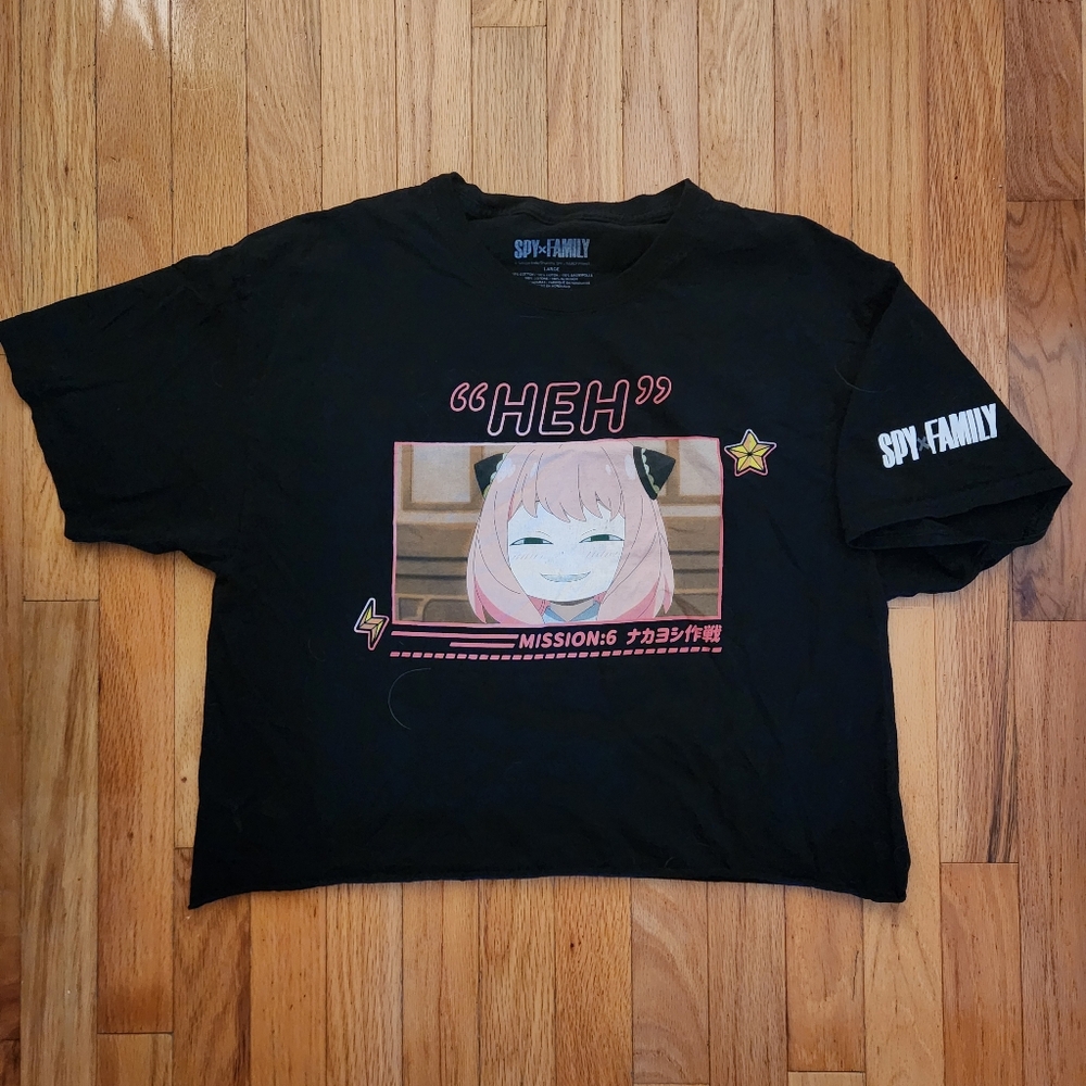 Spy x Family Anya Forger Anime Black Cropped Tee Large